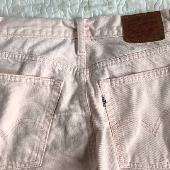 Light Pink Levi's - Picture 6 of 8
